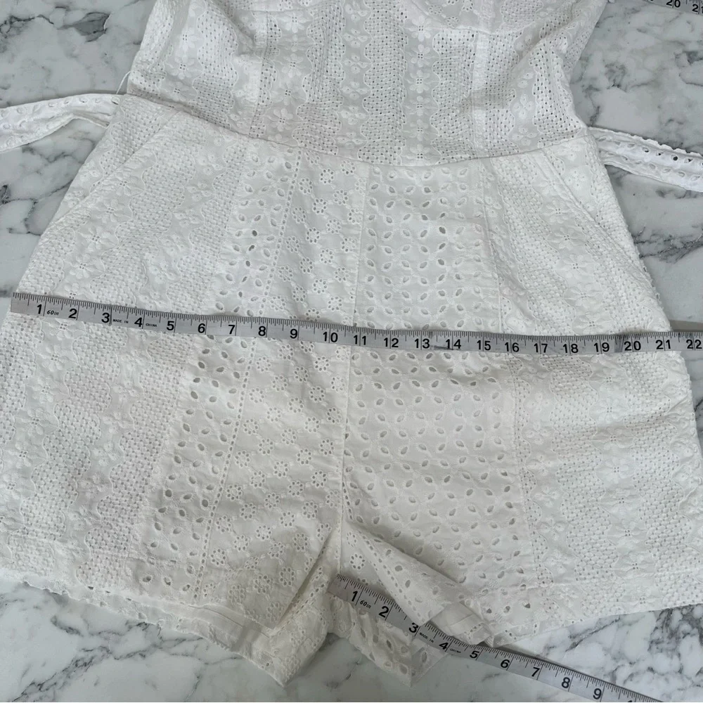Blank NYC White Eyelet Puff Sleeve Romper Downtown Vibes Coastal Cowgirl Large